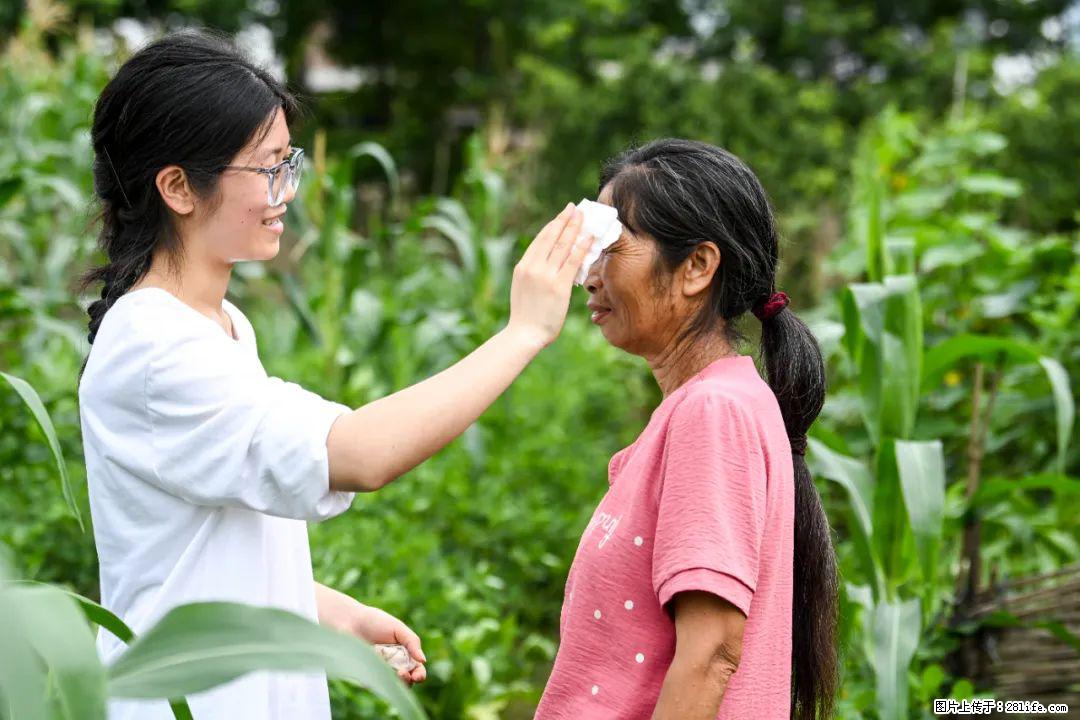 全网追的“扁担女孩”，找了一份暑假工，时薪12元 - 大连生活资讯 - 大连28生活网 dl.28life.com